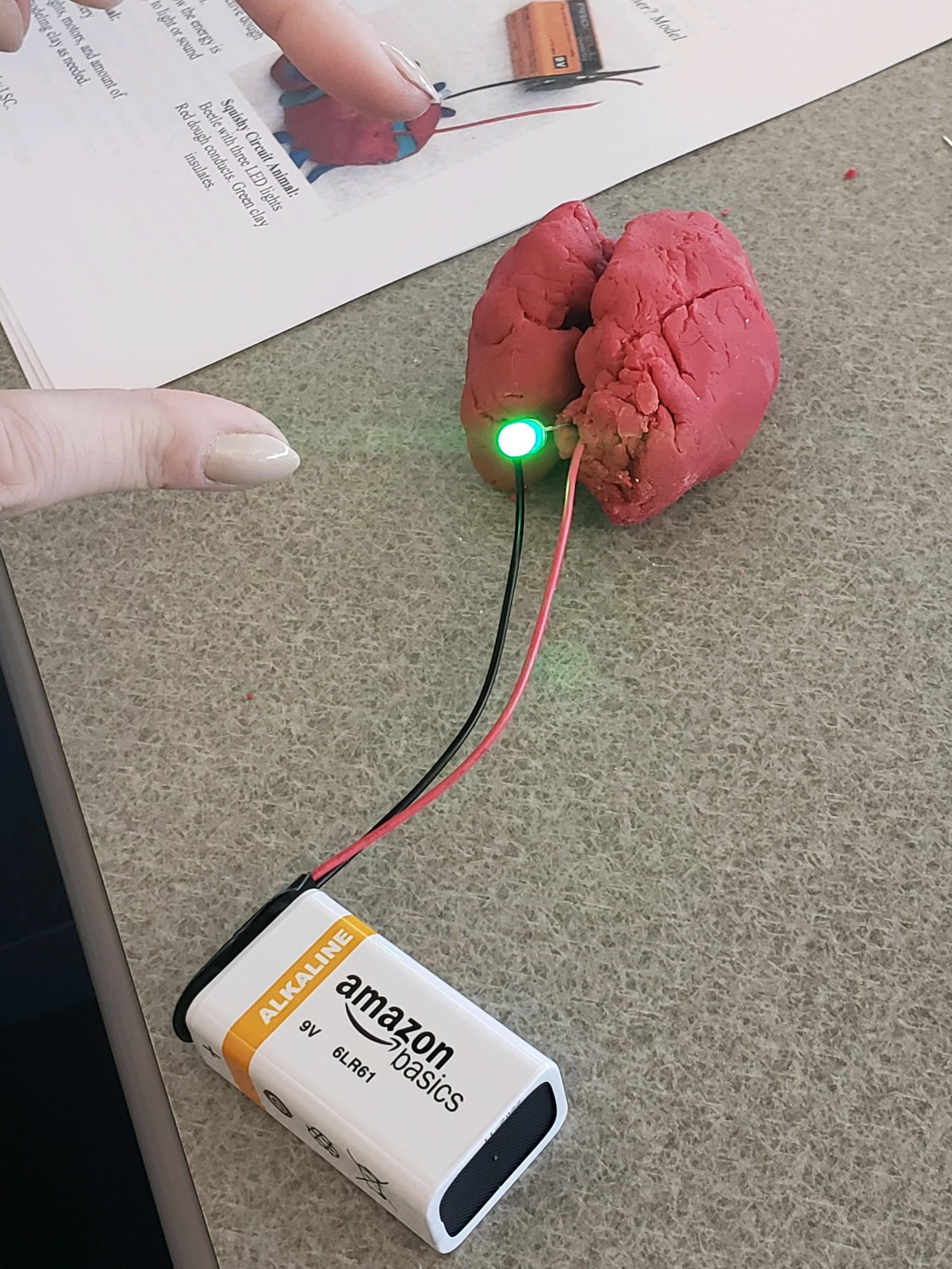 clay brain showing energy with a 9v battery attached